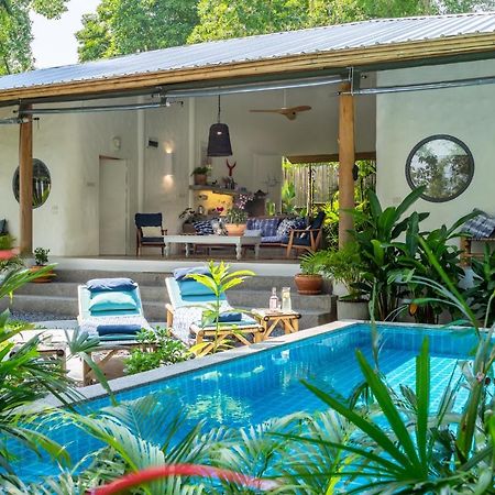 Dhyana Villas Hinkong Exterior photo