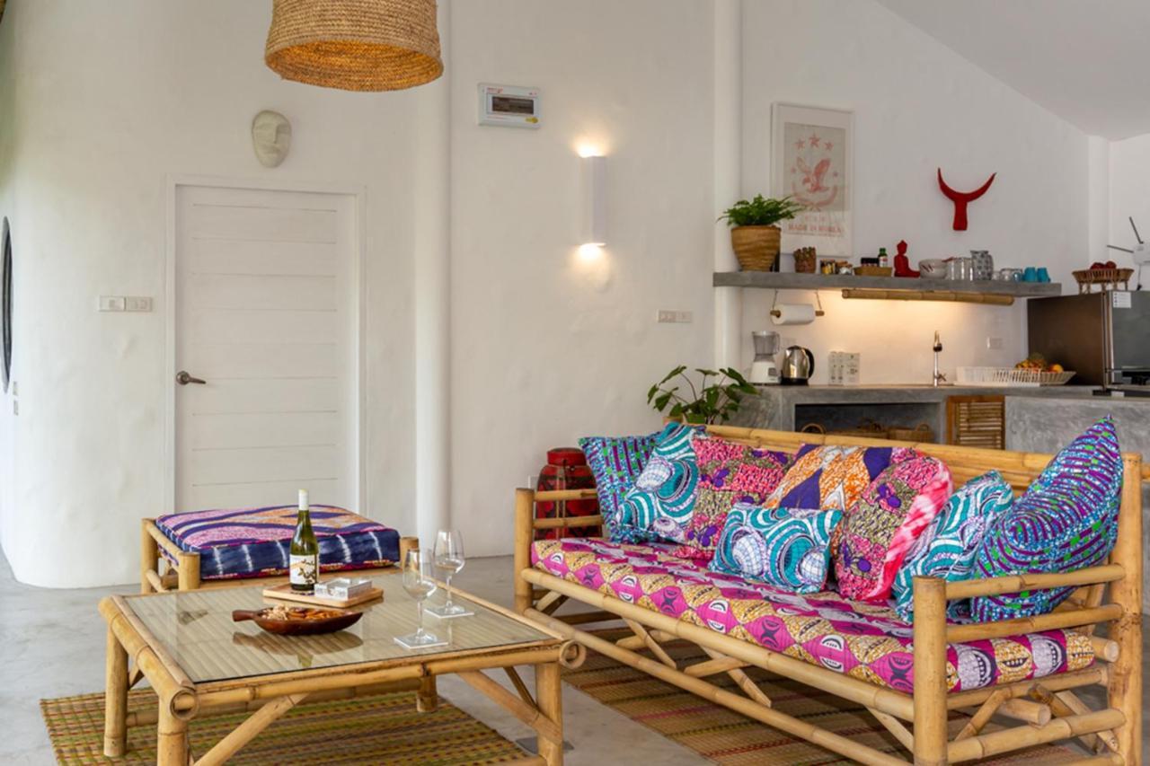 Dhyana Villas Hinkong Exterior photo